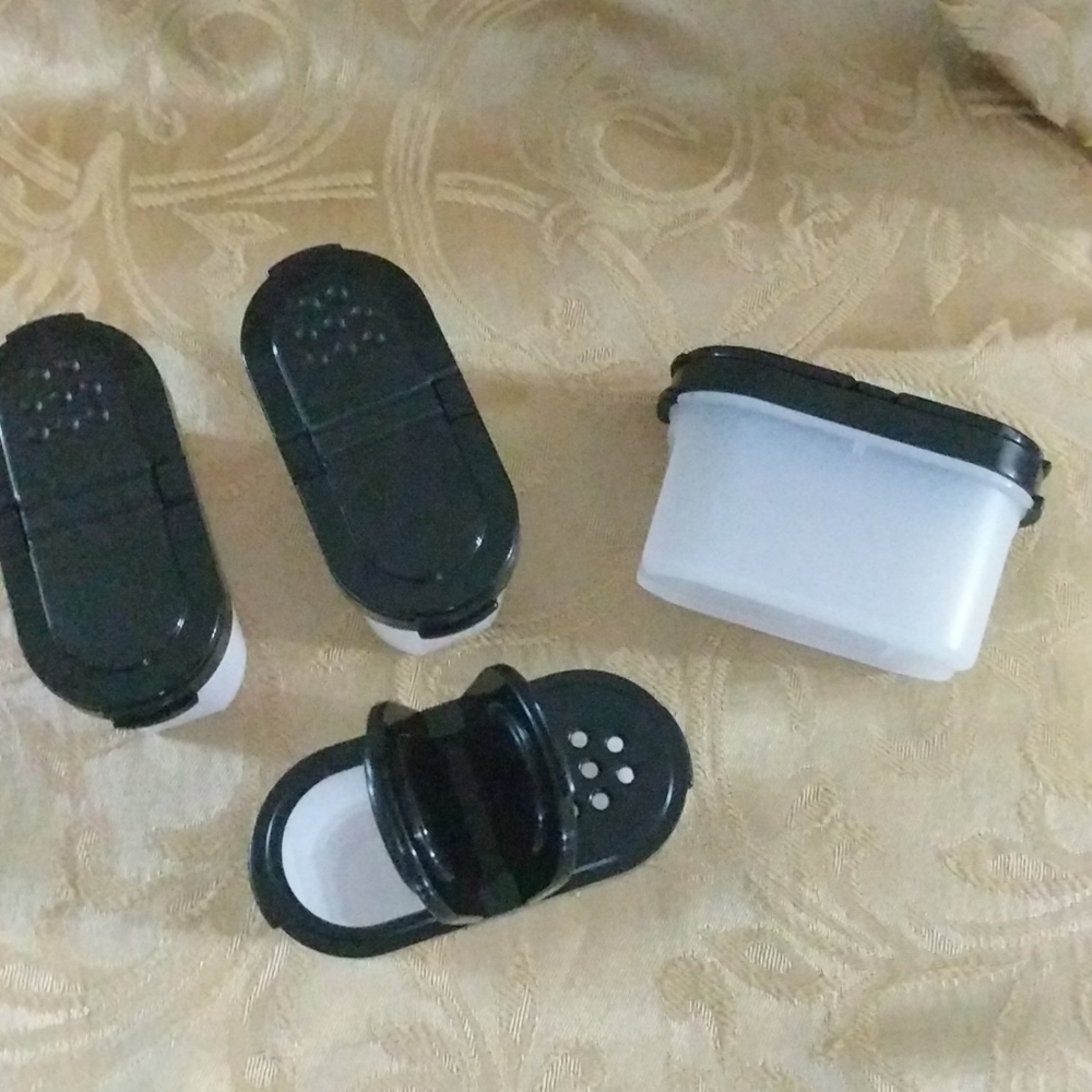 Tupperware Modular Mate Spice Set - Picture 2 of 2